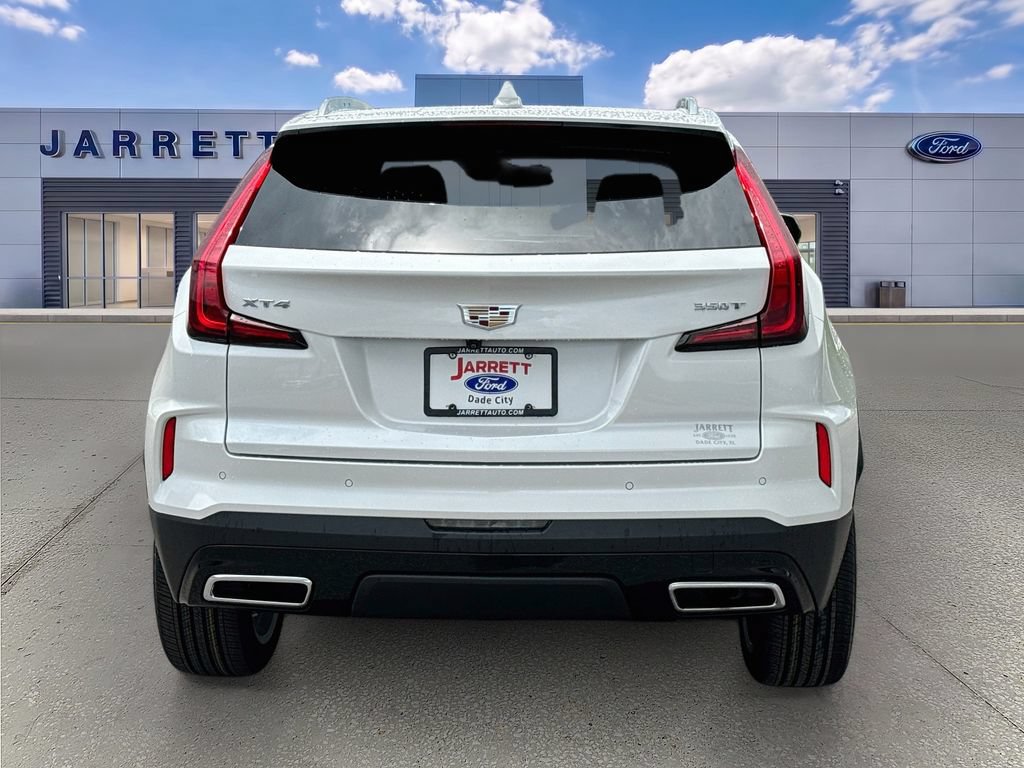 Used 2024 Cadillac XT4 Premium Luxury FWD image 6