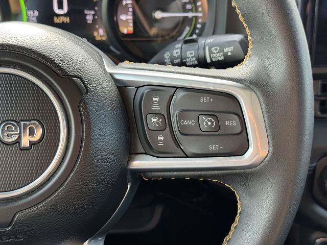 Used 2024 Jeep Wrangler Unlimited Sahara AWD/4WD image 19