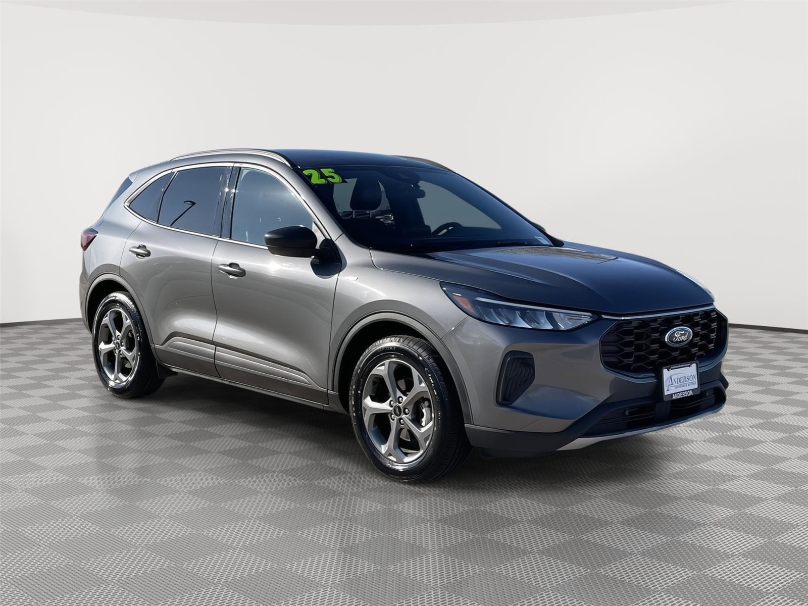 Certified 2025 Ford Escape ST-Line FWD image 5