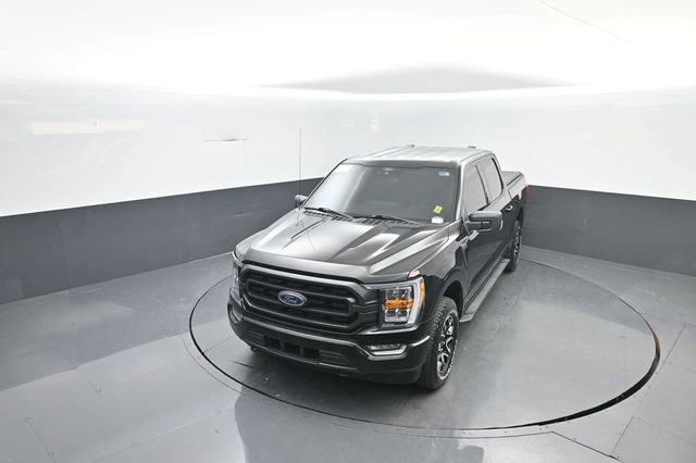 Certified 2021 Ford F150 XLT w/ Equipment Group 302A High image 20