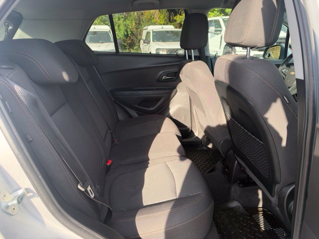 Used 2019 Chevrolet Trax LT FWD image 10