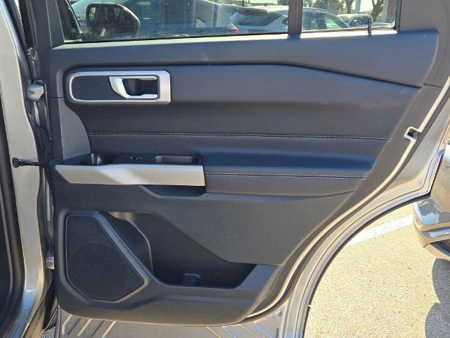 Certified 2024 Ford Explorer XLT w/ Equipment Group 202A image 10