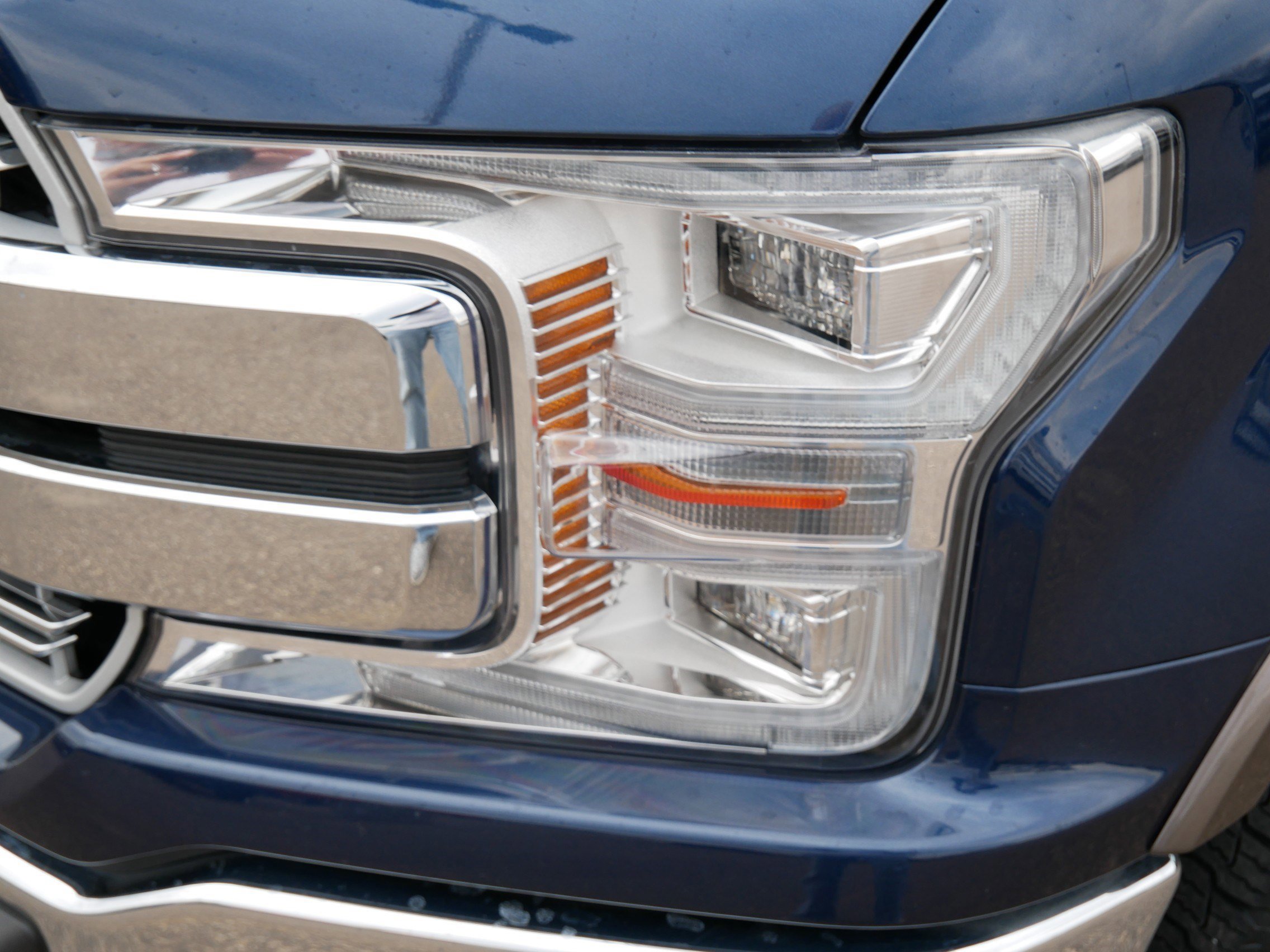 Certified 2018 Ford F150 Lariat w/ Equipment Group 502A Luxury image 16