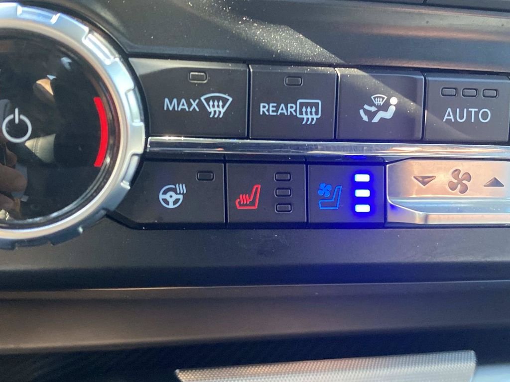Certified 2024 Ford F250 Limited w/ FX4 Off-Road Package AWD/4WD image 31