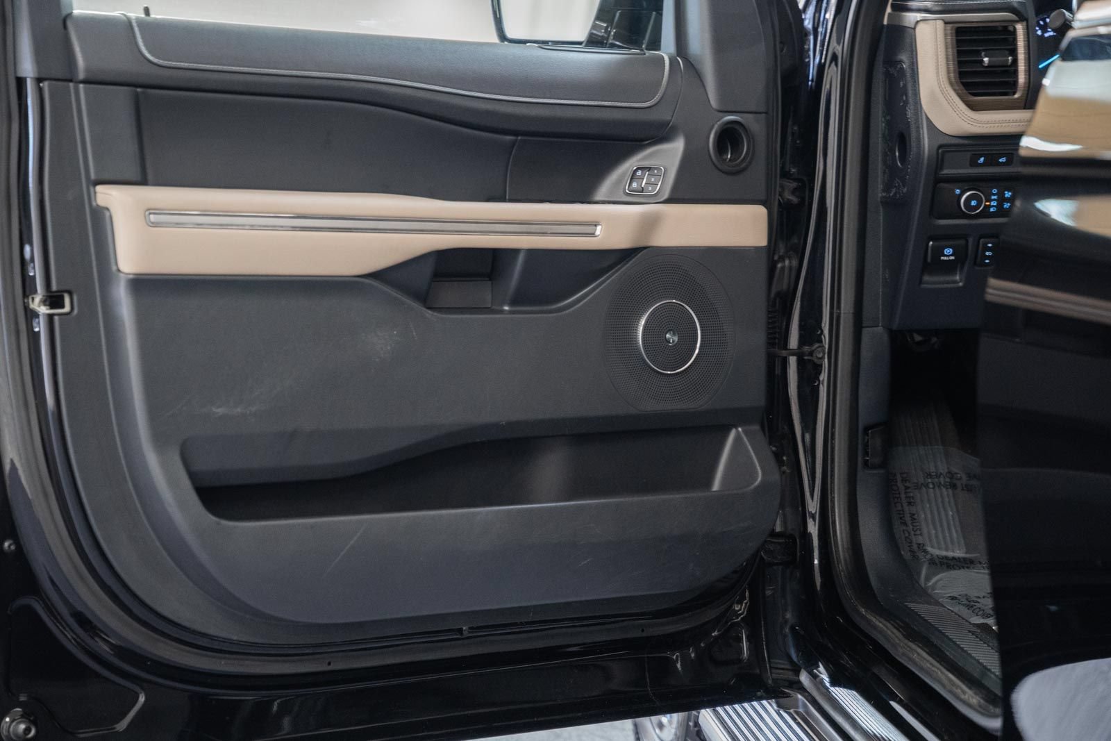 Certified 2023 Ford Expedition Max Limited AWD/4WD image 42