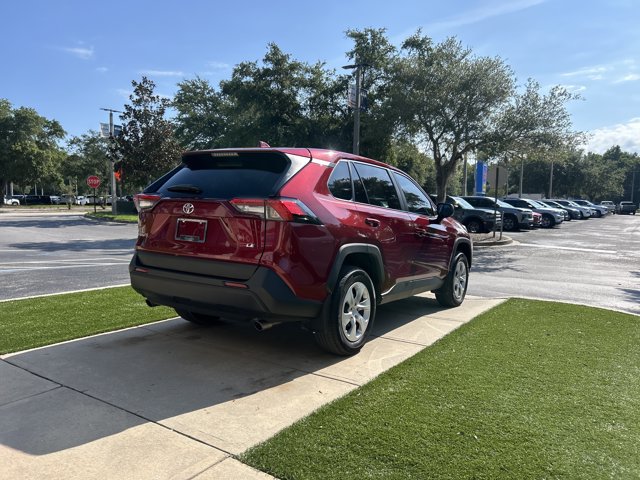 Used 2025 Toyota RAV4 LE FWD image 4
