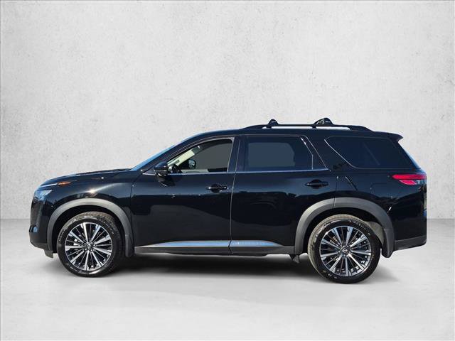 Used 2026 Nissan Pathfinder Platinum FWD image 9