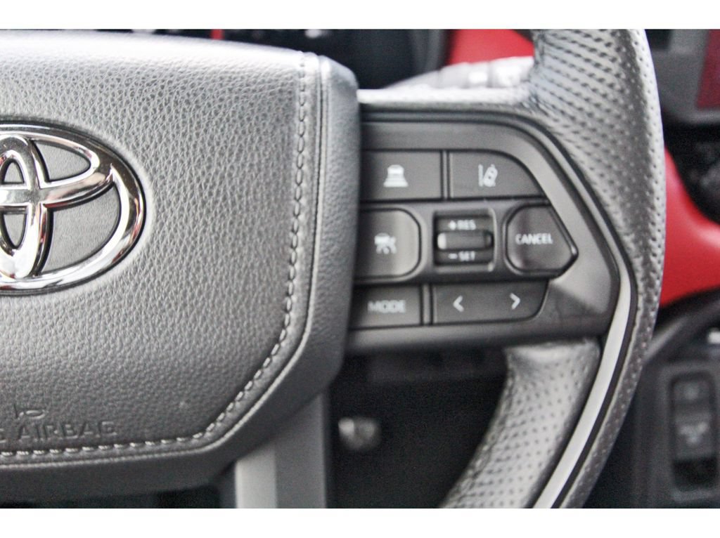 Used 2025 Toyota Sequoia TRD Pro AWD/4WD image 20