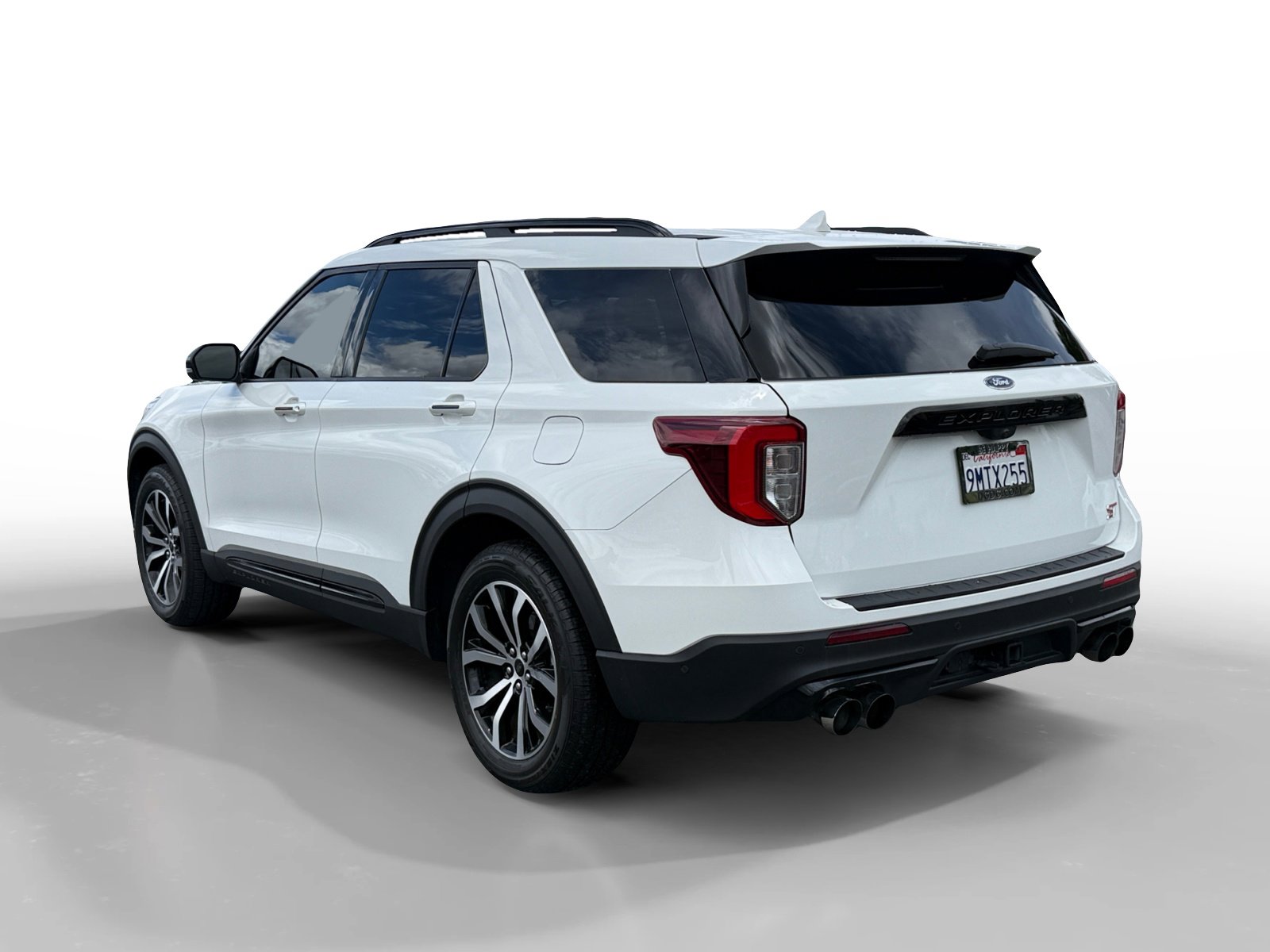 Certified 2020 Ford Explorer ST w/ Premium Technology Package AWD/4WD image 3
