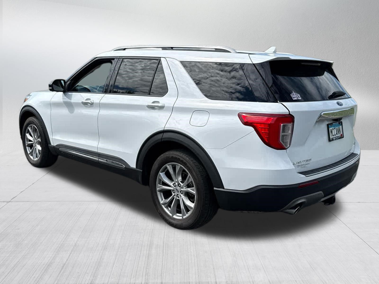 Certified 2020 Ford Explorer Limited AWD/4WD image 8