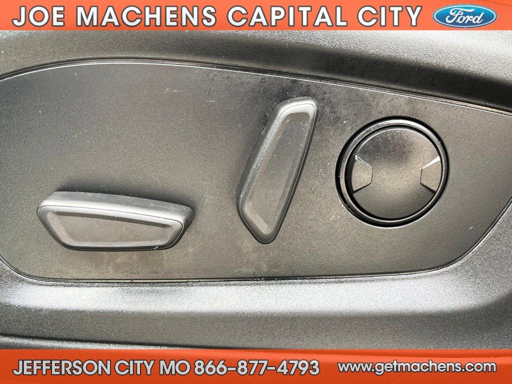 Certified 2022 Ford Explorer XLT w/ Equipment Group 202A image 22