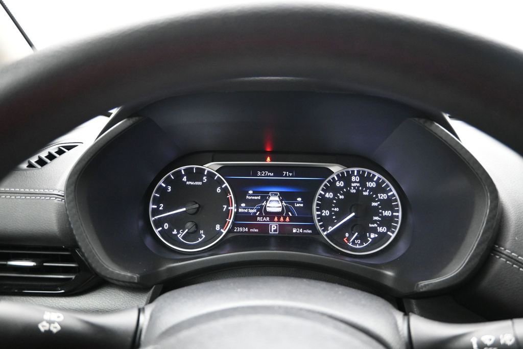 Used 2024 Nissan Sentra SV FWD image 18