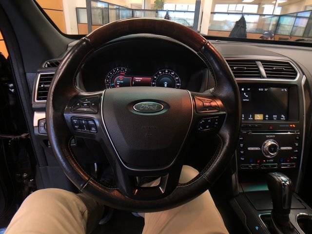 Certified 2017 Ford Explorer Platinum image 13