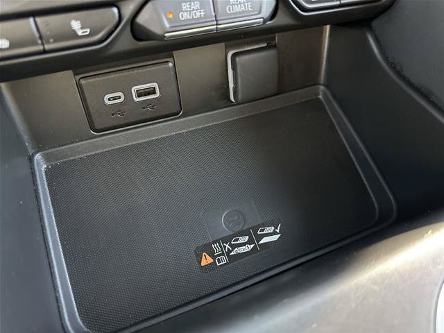 Used 2024 Chevrolet Tahoe RST RWD image 19