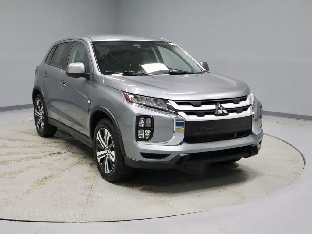 Used 2025 Mitsubishi Outlander Sport ES AWD/4WD image 7