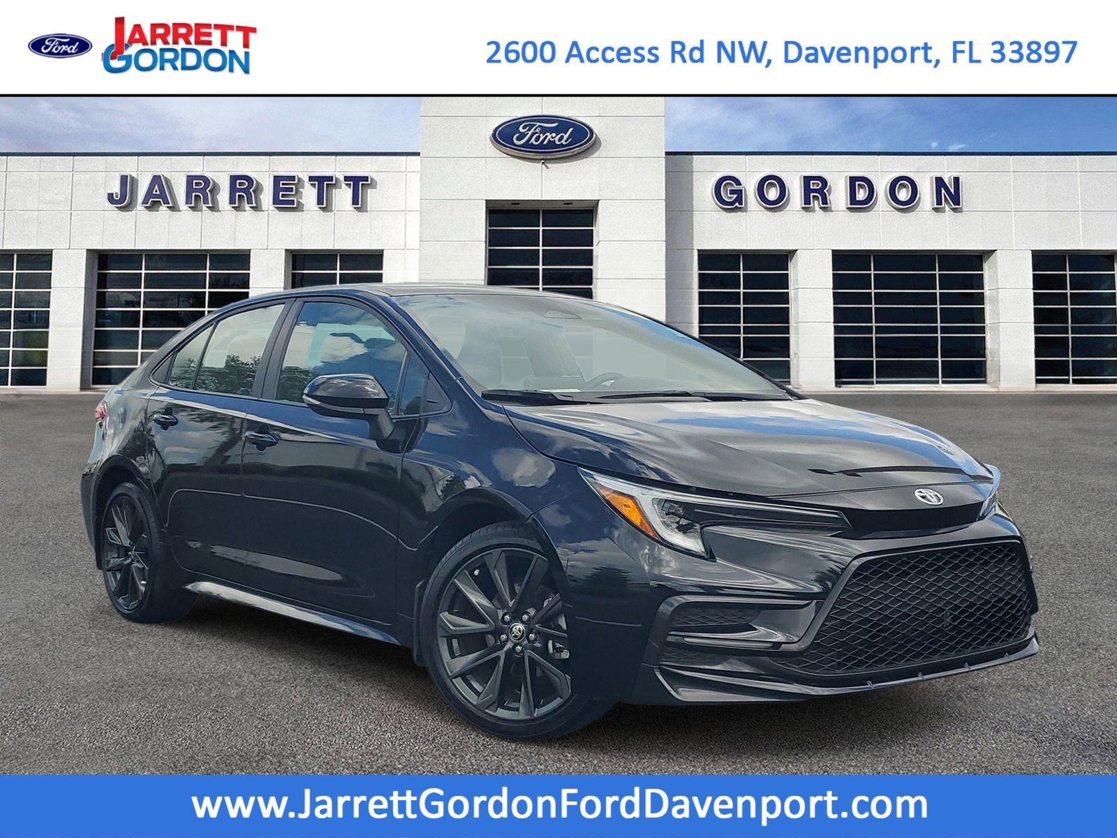 Used 2025 Toyota Corolla SE