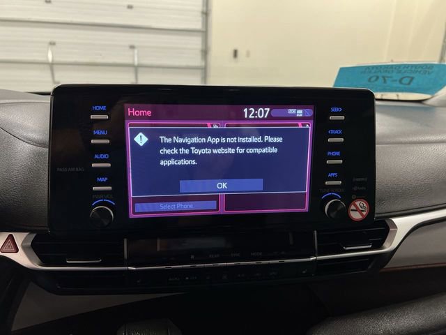 Used 2024 Toyota Sienna XLE image 15