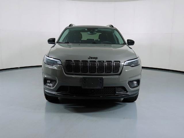 Used 2023 Jeep Cherokee Altitude Lux AWD/4WD image 3
