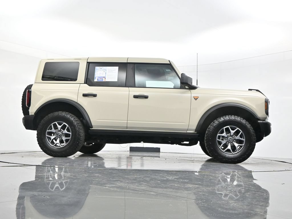 Certified 2025 Ford Bronco Badlands AWD/4WD image 49
