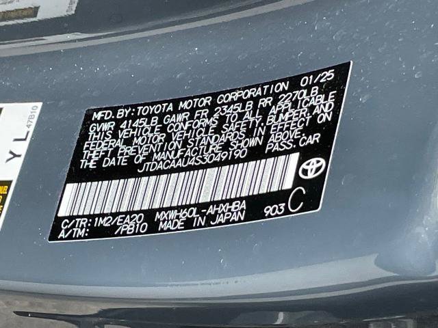 Used 2025 Toyota Prius Limited w/ Limited Premium Package FWD image 34