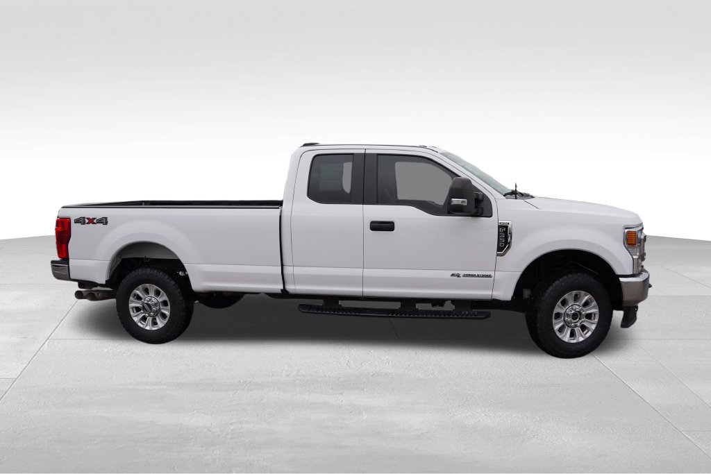 Certified 2022 Ford F350 XL w/ STX Appearance Package AWD/4WD image 4