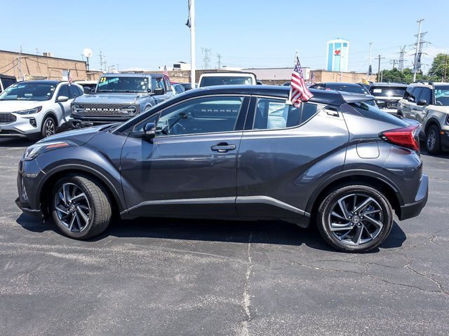 Used 2021 Toyota C-HR Limited FWD image 6