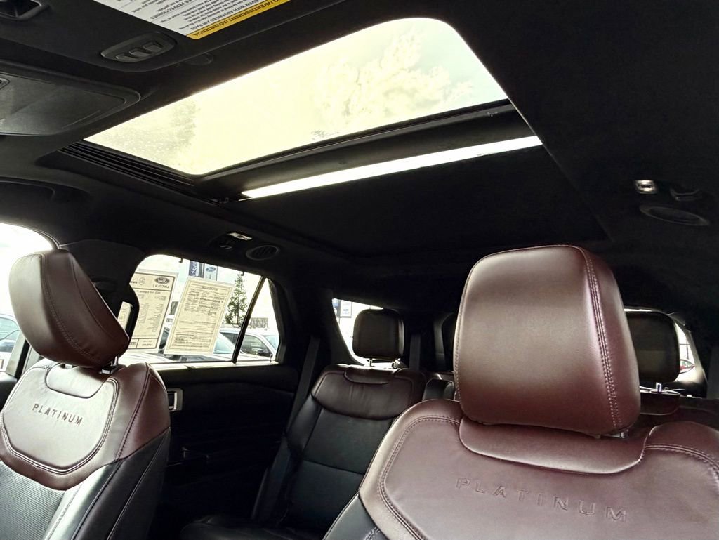 Certified 2023 Ford Explorer Platinum w/ Technology Package image 18