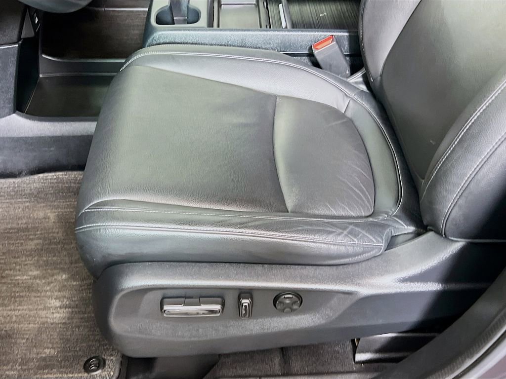 Used 2023 Honda Odyssey EX-L image 25
