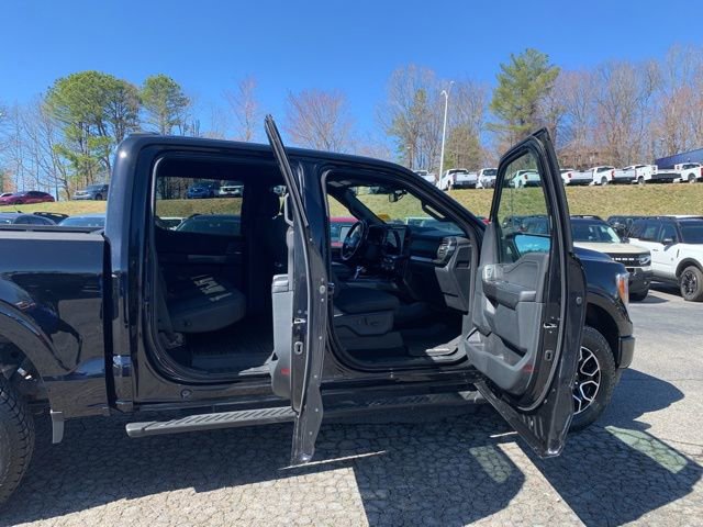 Certified 2022 Ford F150 XLT w/ Equipment Group 302A High image 11