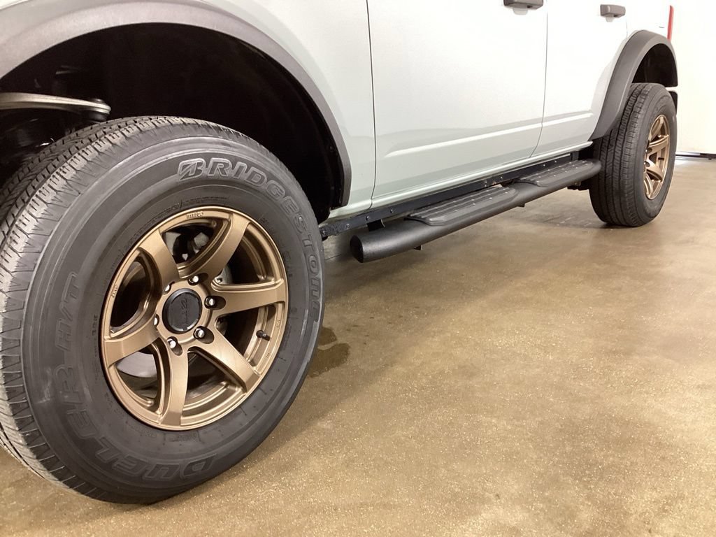 Certified 2022 Ford Bronco 4-Door AWD/4WD image 2