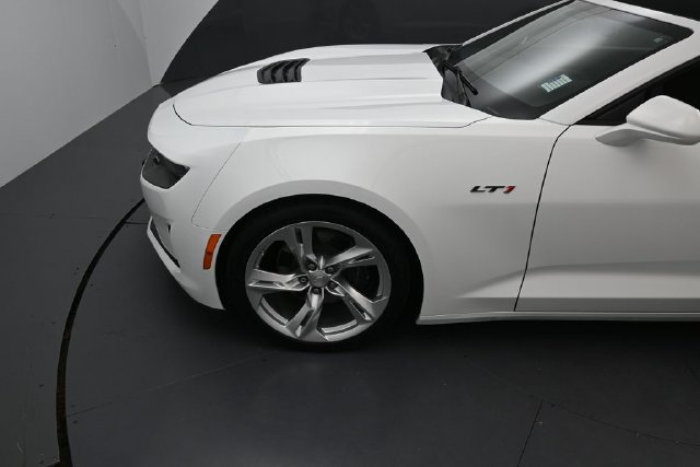 Used 2023 Chevrolet Camaro LT w/ RS Package RWD image 9