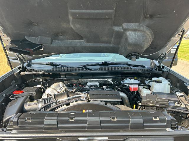 Used 2024 Chevrolet Silverado 2500 High Country w/ LPO, Dark Essentials Package AWD/4WD image 10