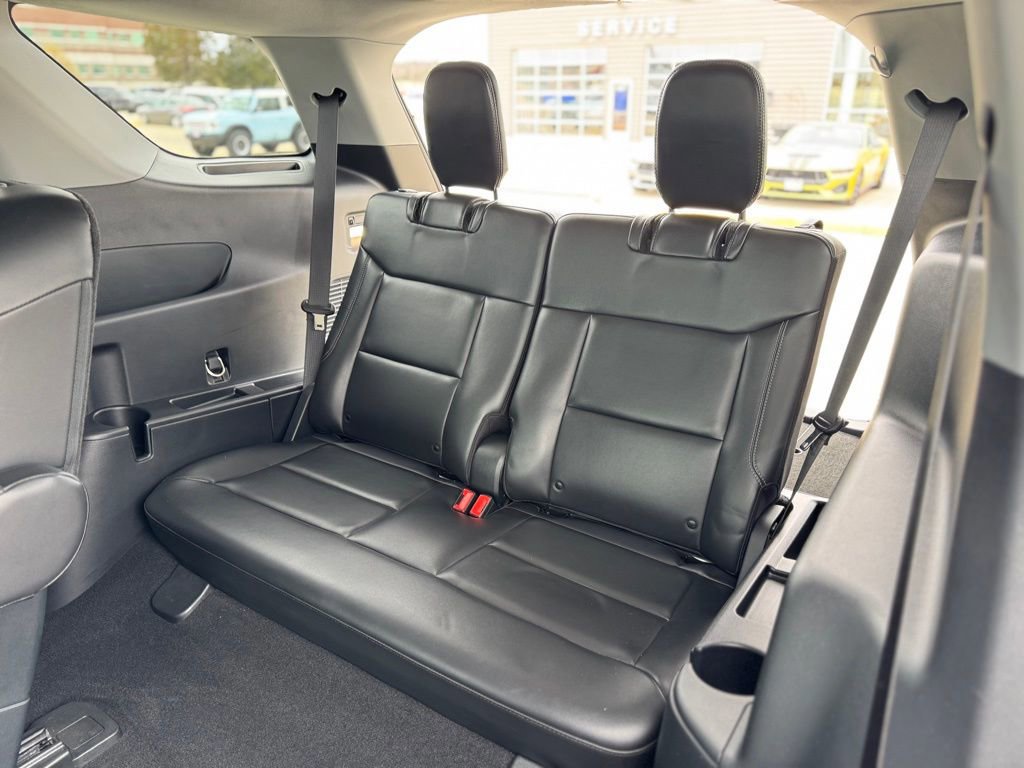 Certified 2023 Ford Explorer XLT w/ Equipment Group 202A image 37