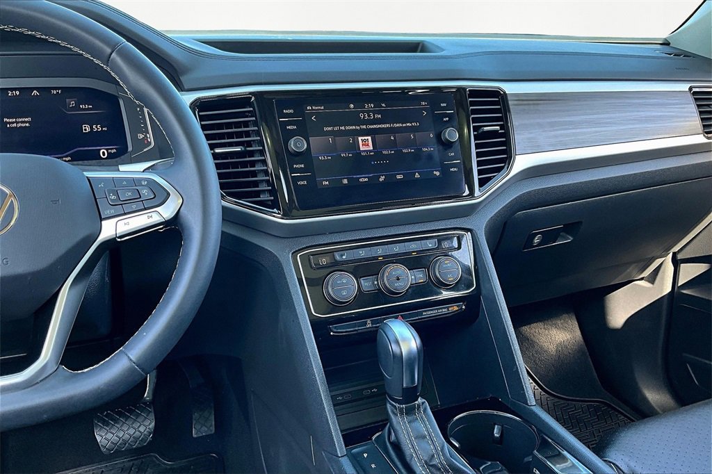 Used 2023 Volkswagen Atlas SEL image 8