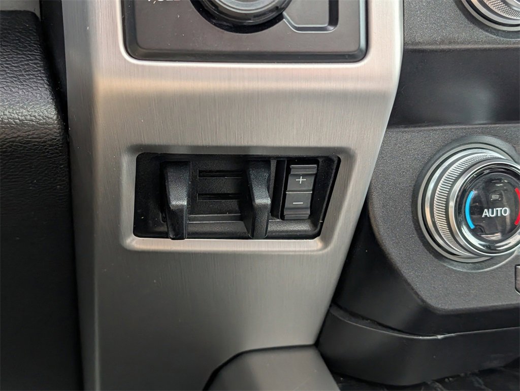 Certified 2019 Ford F350 Platinum w/ Platinum Ultimate Package image 26