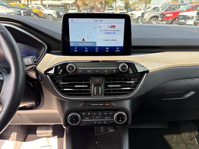 Certified 2022 Ford Escape Titanium w/ Titanium Elite Package image 19