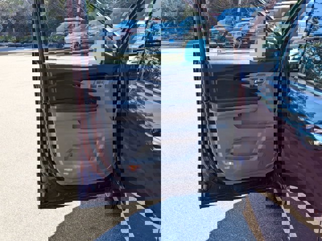 Used 2022 Honda Pilot Touring image 14