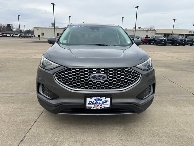 Certified 2023 Ford Edge SEL image 9