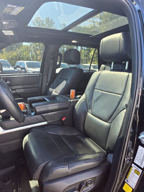 Used 2024 Toyota Sequoia Platinum AWD/4WD image 10