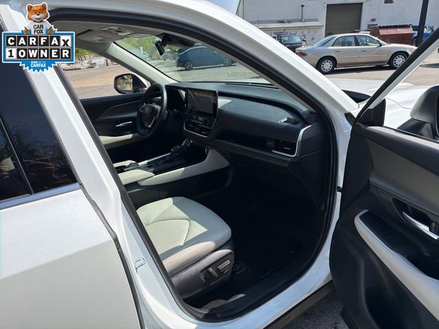 Used 2025 Toyota Grand Highlander AWD Hybrid image 12
