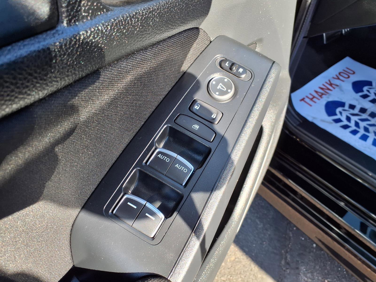 Used 2025 Honda Civic Sport image 21