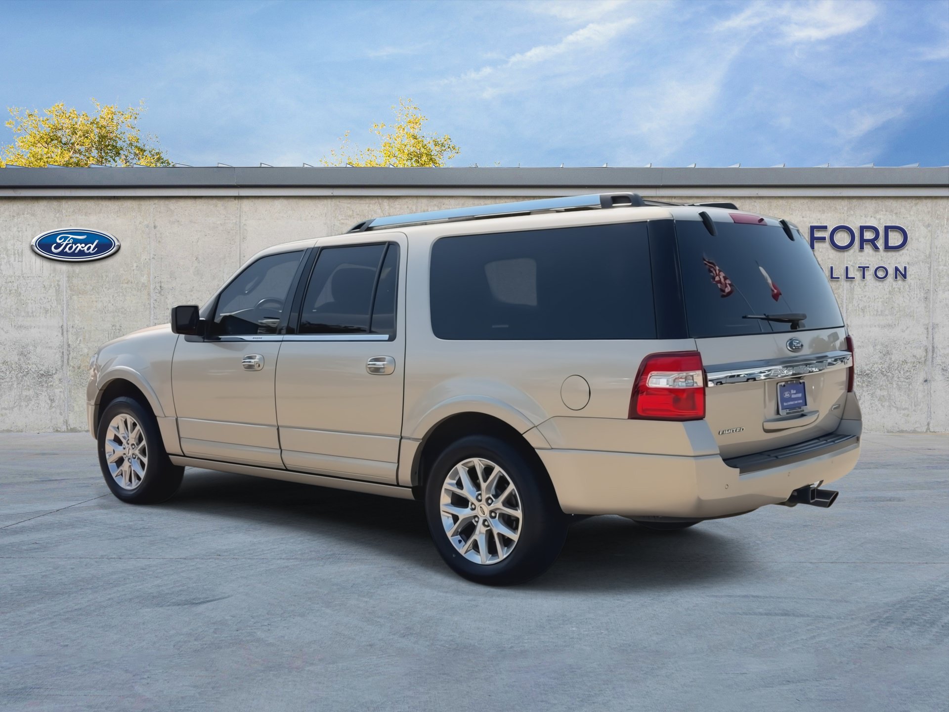 Certified 2017 Ford Expedition EL Limited w/ Equipment Group 301A RWD image 6