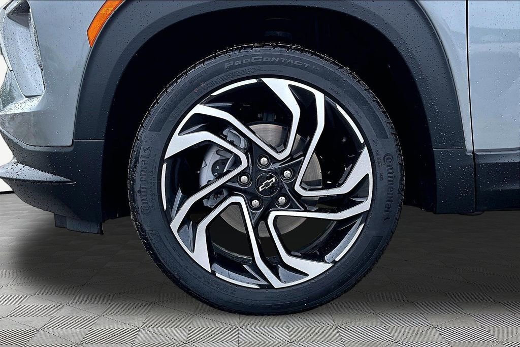 Used 2026 Chevrolet TrailBlazer RS w/ Driver Confidence Package FWD image 9