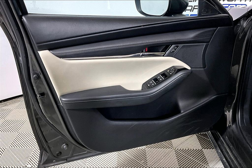 Used 2025 MAZDA MAZDA3 s FWD image 18