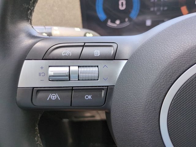 Used 2025 Hyundai Kona SEL FWD image 23