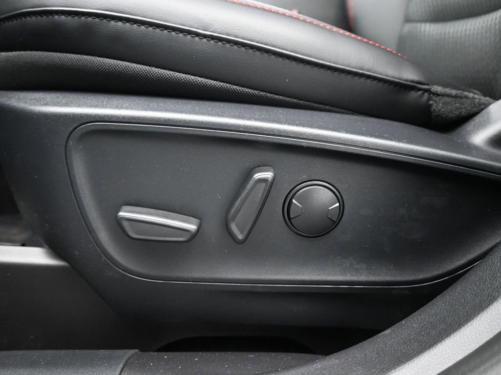 Certified 2025 Ford Escape ST-Line w/ Equipment Group 301A image 35