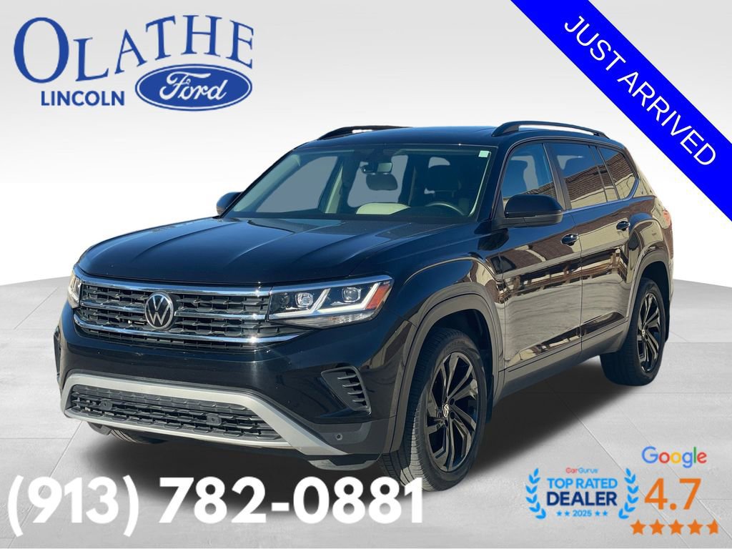 Used 2022 Volkswagen Atlas SE image 2