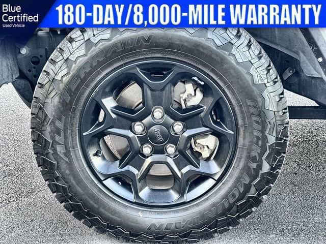 Used 2023 Jeep Gladiator Sport image 19