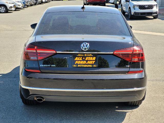Used 2018 Volkswagen Passat 2.0T SEL Premium FWD image 5