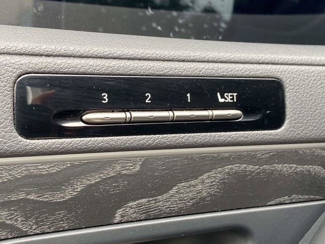 Used 2025 Lexus LX 700h Luxury w/ Appearance Package image 25